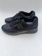 Hogan sneakers maat 38, Kleding | Dames, Schoenen, Ophalen of Verzenden, Zo goed als nieuw