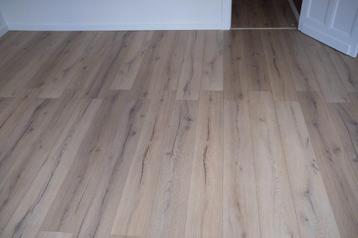 Lattes de vinyle "clic" type Quickstep +/- 20m², 100 à 150 cm, Enlèvement, Utilisé, Autres types