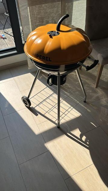 Bbq nieuw in doos  beschikbaar voor biedingen