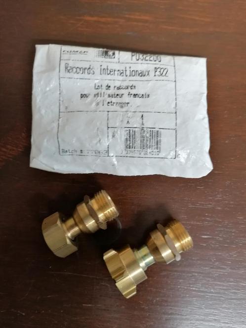 Internationale gasaansluiting type P322 (2 stuks)., Caravans en Kamperen, Caravanaccessoires, Nieuw, Ophalen of Verzenden