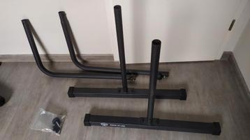 Barre calisthenics hauteur ajustable beschikbaar voor biedingen