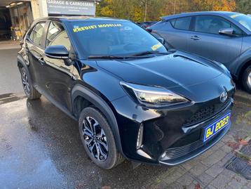 Toyota Yaris Cross Hybrid DYNAMIC AUTOMAAT 2JAAR GARANTIE disponible aux enchères