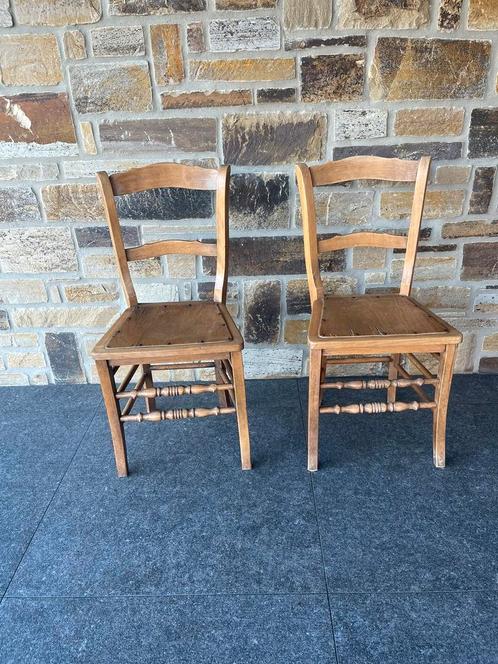 2 Chaises anciennes en hêtre « Naturel », Huis en Inrichting, Stoelen, Gebruikt, Twee, Hout, Overige kleuren, Ophalen