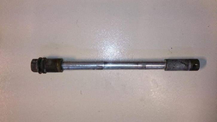 Kawasaki Z400 vooras Z400J Z400-J voor as wielas voorwielas, Enlèvement ou Envoi, Utilisé