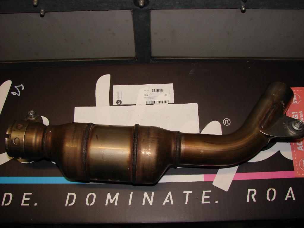 YAMAHA FZ6 FAZER S2 600 2007 - 2008 catalyseur origine impec, Motos, Enlèvement, Neuf