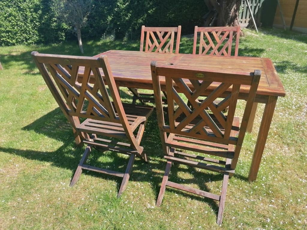 Tuintafel en 4 stoelen G&S, Ophalen