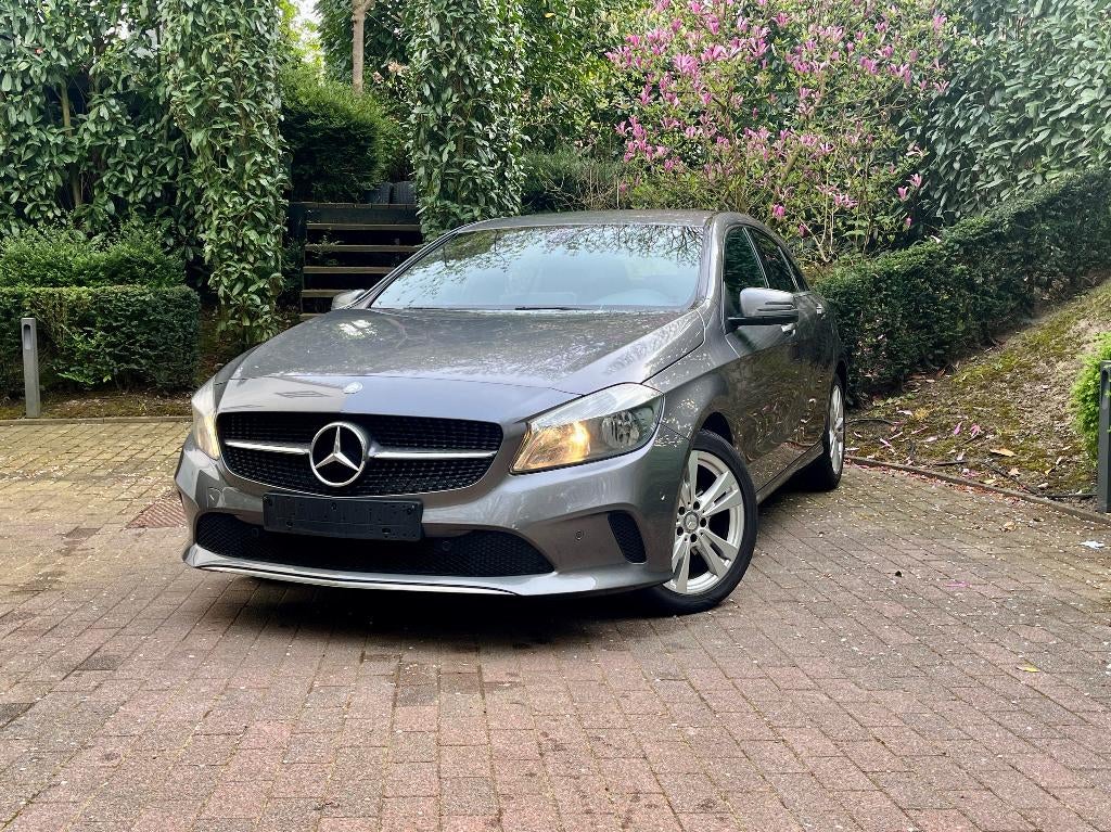 MERCEDES A180, Auto's, Mercedes-Benz, Particulier, A-Klasse, ABS, Achteruitrijcamera, Adaptive Cruise Control, Airbags, Airconditioning