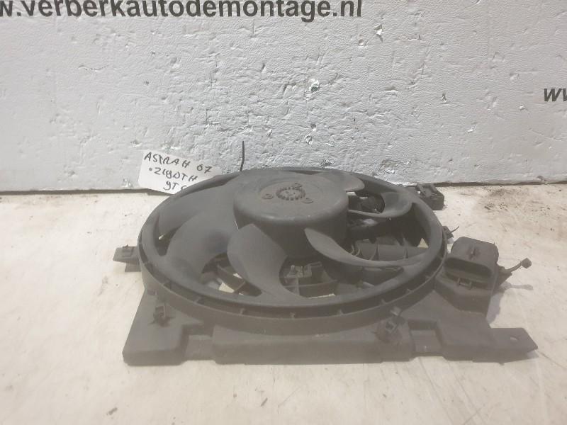 VENTILATEUR MOTEUR Opel Astra H GTC (L08) (13-147-279), Autos : Pièces & Accessoires, Climatisation & Chauffage, Opel, Utilisé