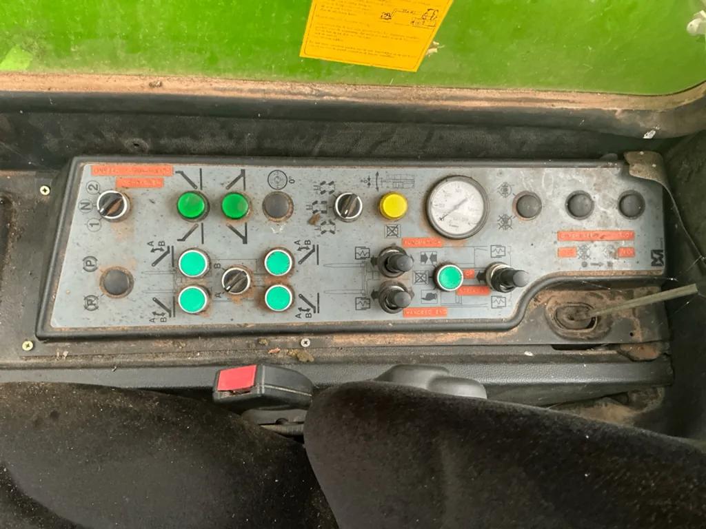 Camion à benne horticole Merlo +, Enlèvement