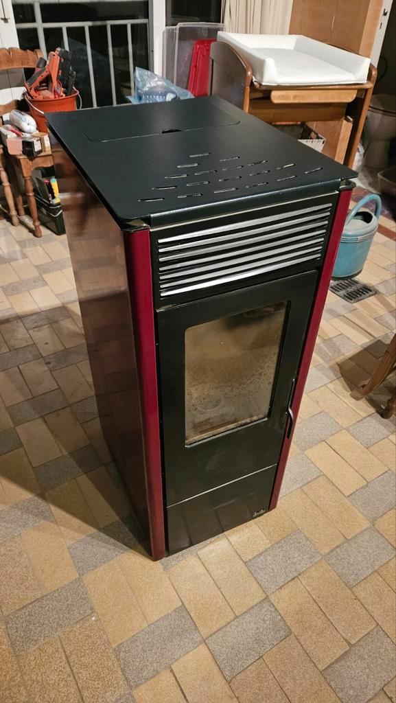 Poêle à pellets Deville – 11 kW, Maison & Meubles, Poêles, Poêle à granulés, Enlèvement