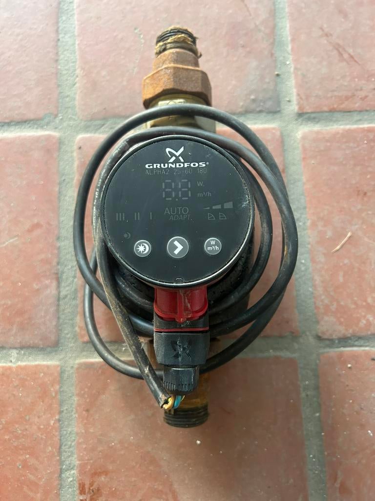 Circulatie pomp, Ophalen, Gebruikt