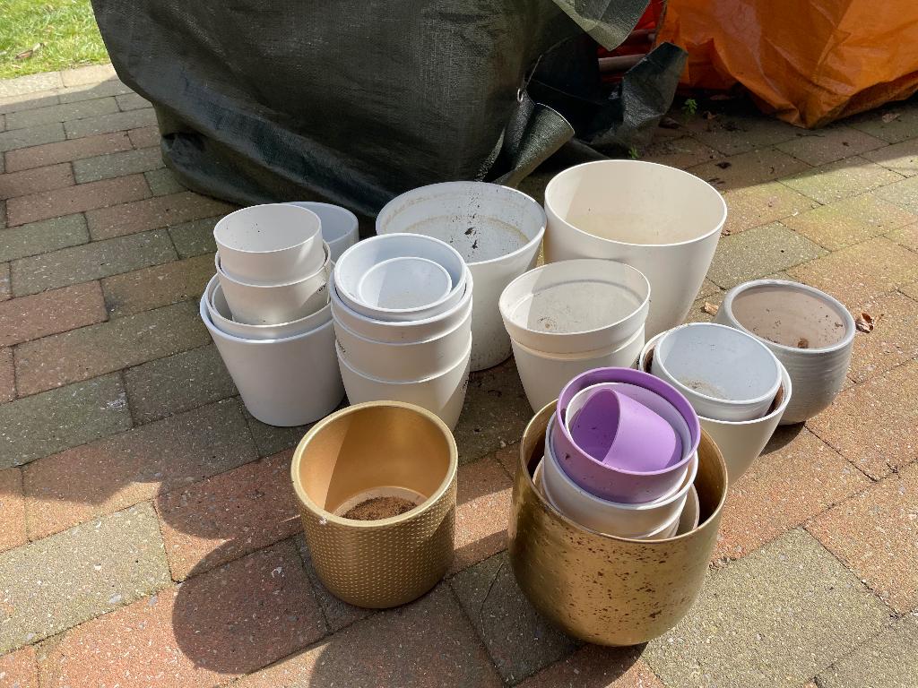 Bloempotten, Ophalen, Gebruikt, Balkon