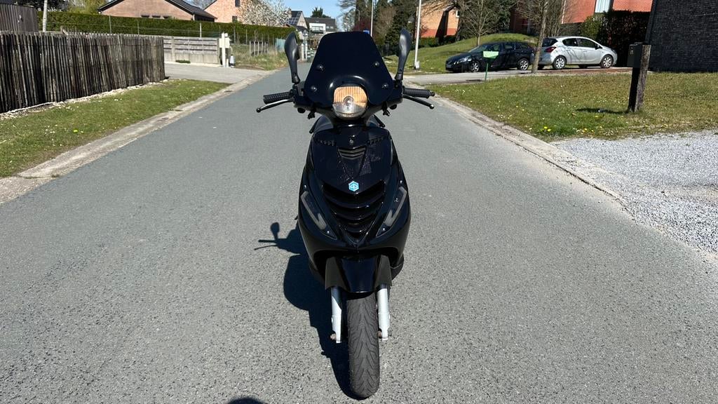 Piaggio Zip A-klasse, Fietsen en Brommers, Klasse A (25 km/u), Ophalen of Verzenden, Zo goed als nieuw, Benzine