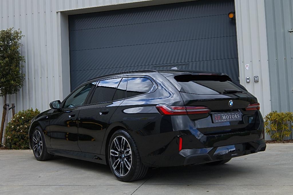BMW 520 Touring | M Pack | Full Option | Pano | Head-up, Autos, BMW, Essai à domicile, Euro 6, Entreprise, Garantie prolongée