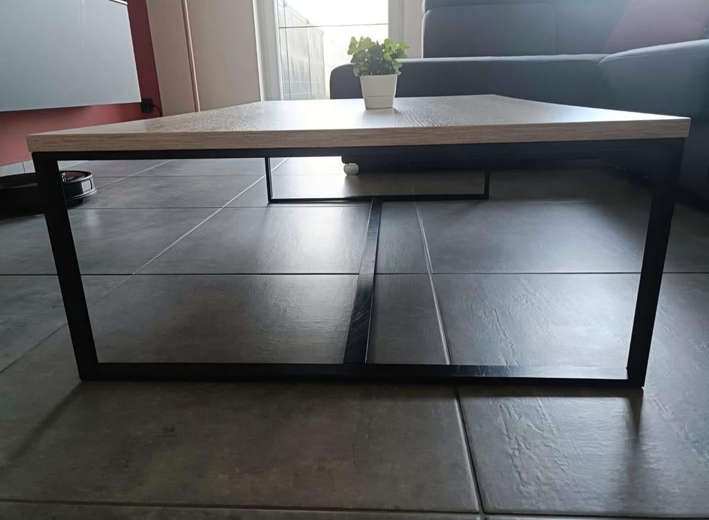 Table basse Schmidt en bois massif et pieds en acier noir, Bricolage & Construction, Enlèvement