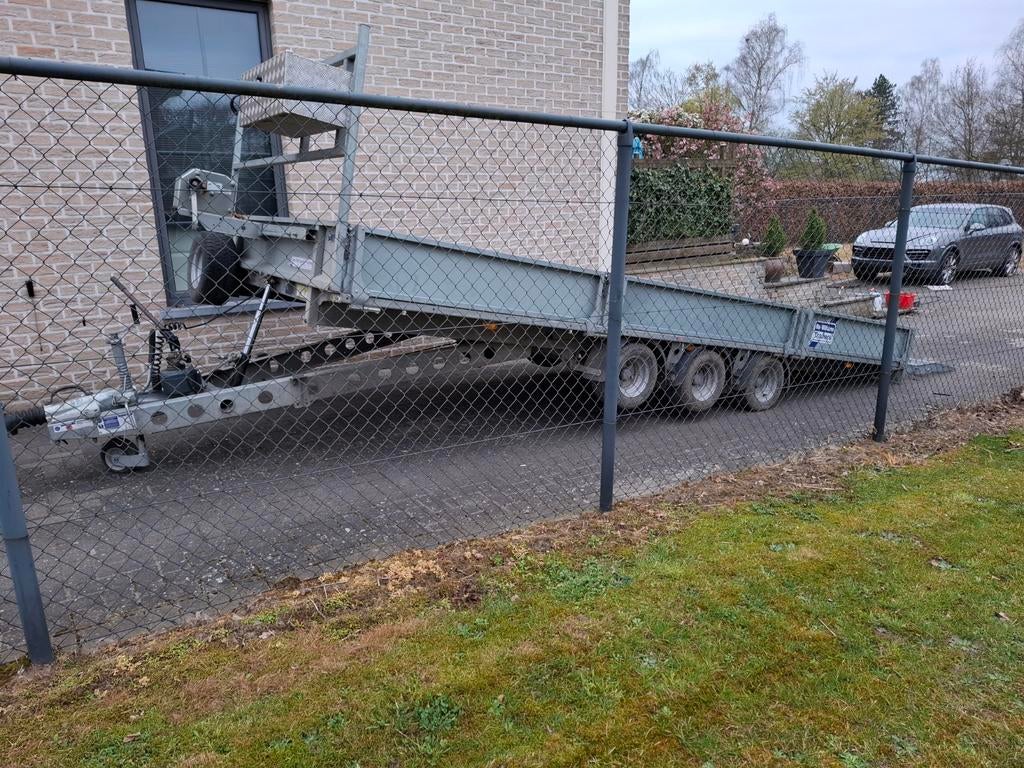 ifor williams, Enlèvement