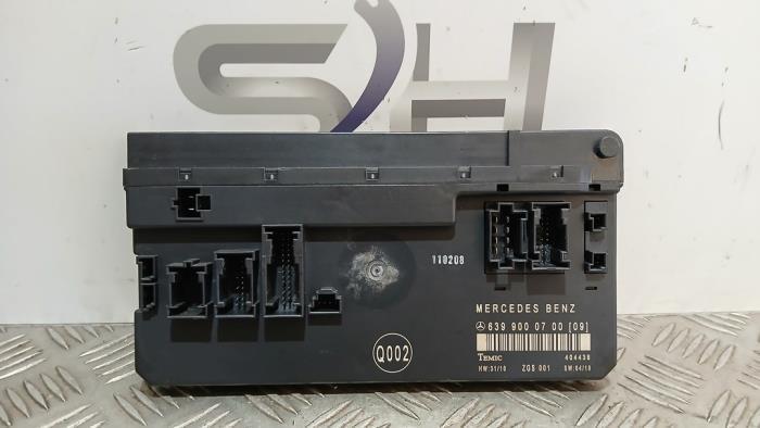 Module confort d'un Mercedes Vito, Autos : Pièces & Accessoires, Électronique & Câbles, Mercedes-Benz, Utilisé, Enlèvement ou Envoi