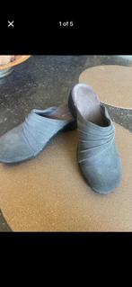 Grey clog style-women’s shoe-size 8.5, Kleding | Dames, Schoenen, Ophalen, Zo goed als nieuw