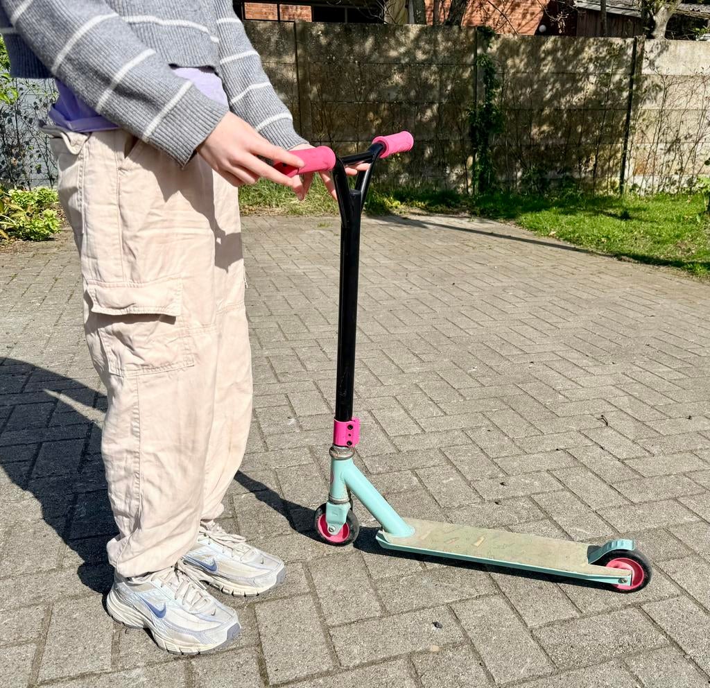 Stuntstep aanbevolen vanaf 6jaar, heel goede staat, Ophalen, Zo goed als nieuw, Gewone step