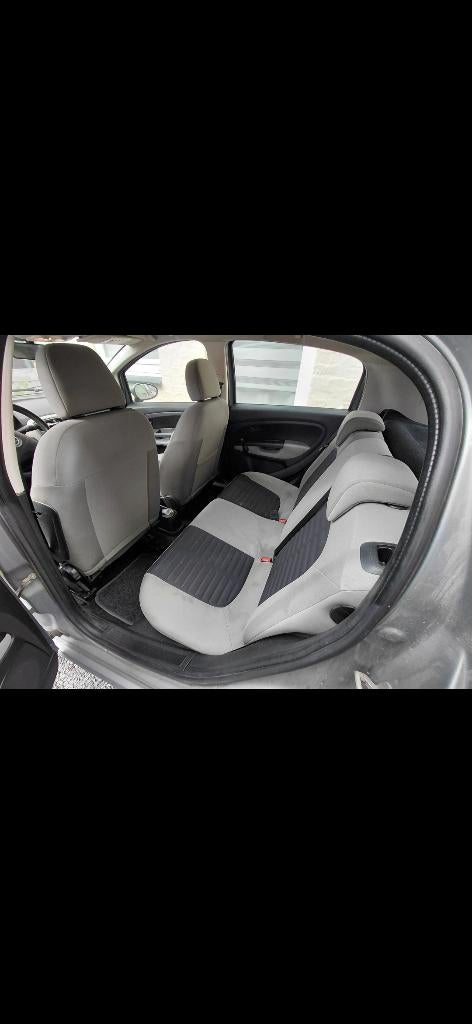Fiat punto, 57 kW, Argent ou Gris, Achat, 4 portes