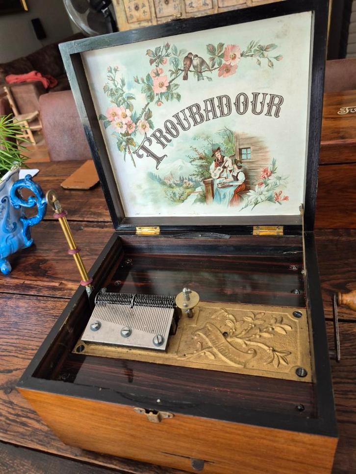 muziekdoos troubadour, Antiek en Kunst, Curiosa en Brocante, Ophalen of Verzenden