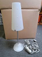 Witte  glazen tafellamp/bureaulamp/sfeerlamp, Ophalen