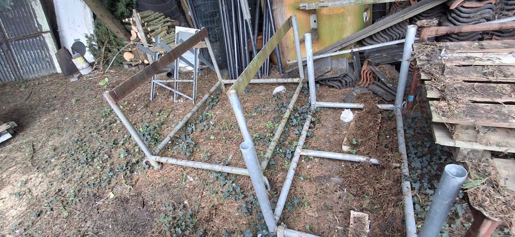 2 bacs de rangement, Enlèvement