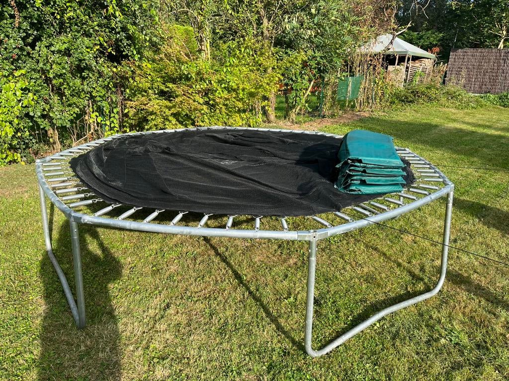 Trampoline, Enfants & Bébés, Jouets | Extérieur | Trampolines, Enlèvement, Comme neuf