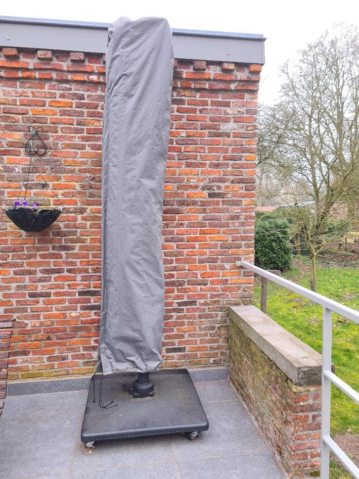 parasol, Tuin en Terras, Parasols, Gebruikt, Zweefparasol, 3 tot 4 meter, Kantelbaar, Verstelbaar, Waterdicht, Ophalen