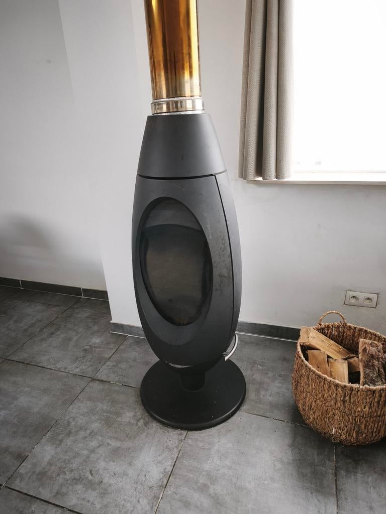 Poêle à bois Invicta, Maison & Meubles, Poêles, Poêle à bois, Bois, Enlèvement