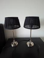 Deux lampes, Enlèvement