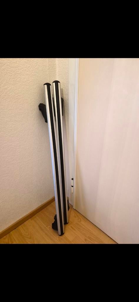 Barres de toit pour voiture équipés de barres longitudinales, Autos : Pièces & Accessoires, Enlèvement
