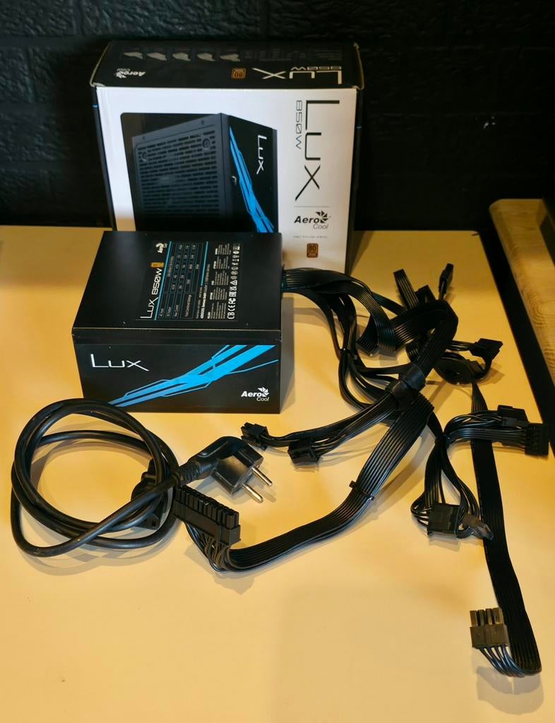 AeroCool LUX850, 850W PC-voeding, 80Plus Bronze 23, Computers en Software