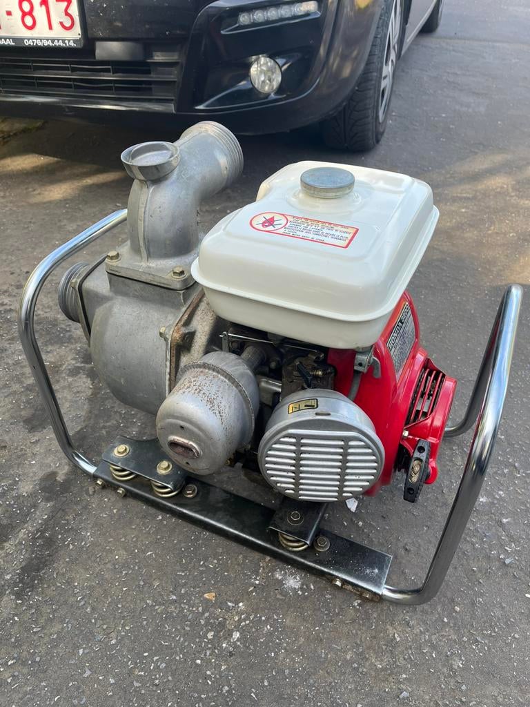 Pompe à eau Honda G200 en parfait état, Jardin & Terrasse, Enlèvement, Comme neuf