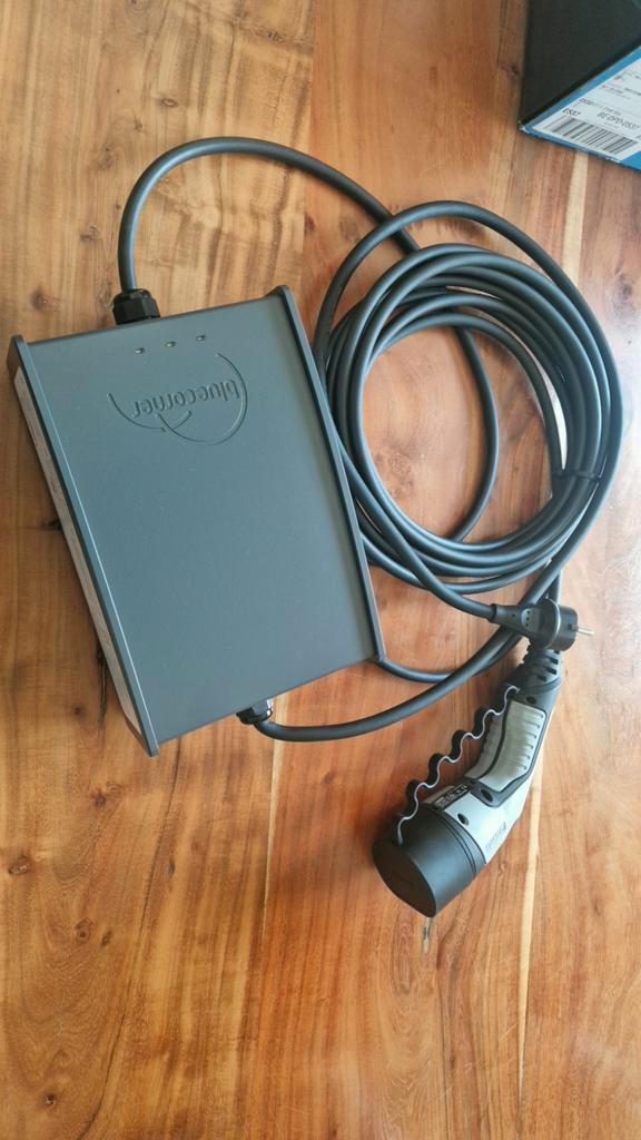 Chargeur voiture électrique Type 2 Blue Corner NEUF, Autos : Pièces & Accessoires, Électronique & Câbles, Neuf, Enlèvement ou Envoi