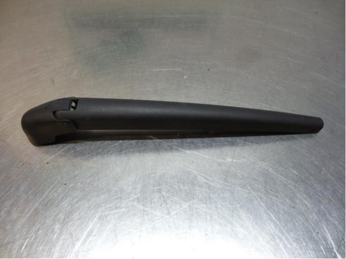 Bras essuie-glace arrière d'un Fiat Panda (Panda 03-), Autos : Pièces & Accessoires, Vitres & Accessoires, Fiat, Utilisé, Enlèvement ou Envoi