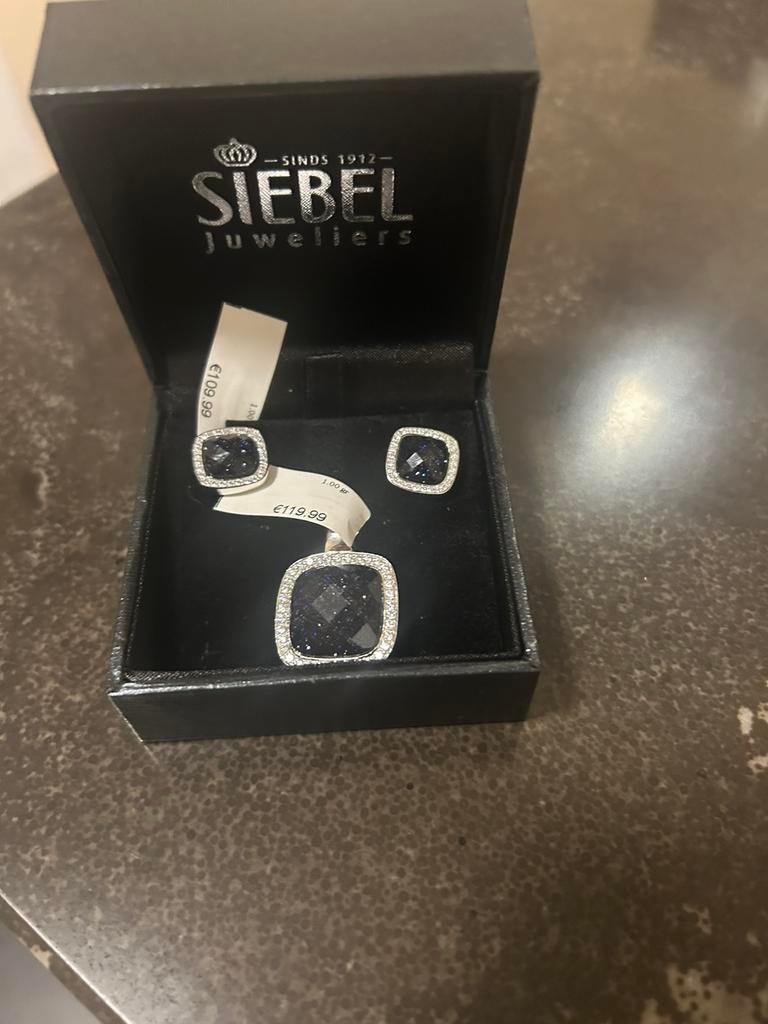 Siebel ooringen en hanger, Handtassen en Accessoires, Oorbellen, Ophalen, Hangers, Blauw, Nieuw