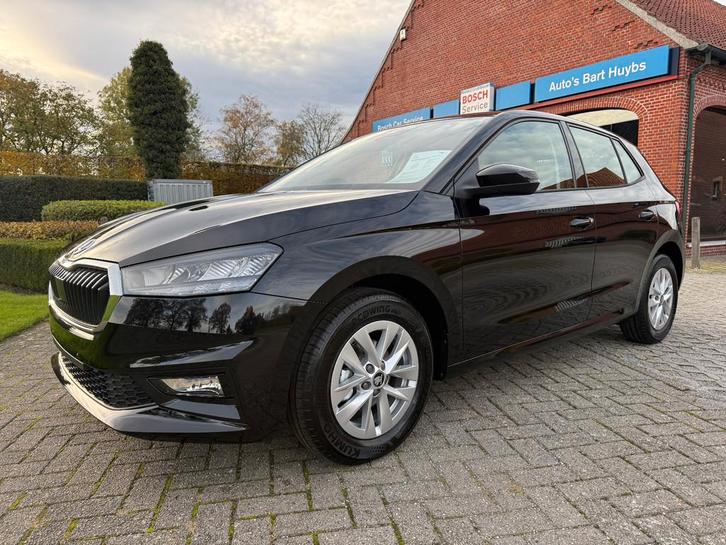 Skoda Fabia 130 YEARS 1.0 MPI - CAMERA / GPS / AC / PDC / GP, Autos, Skoda, Entreprise, Achat, Fabia, ABS, Caméra de recul, Airbags