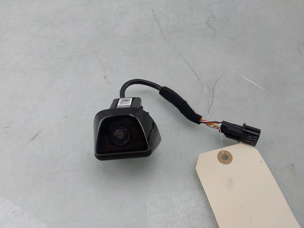 CAMERA ACHTER Hyundai i20 (BC3) (01-2020/-) (|99240Q0000|), Hyundai Motor Deutschland GmbH, Gebruikt, Kaiserleipromenade 5
63067  Offenbach am Main, DE