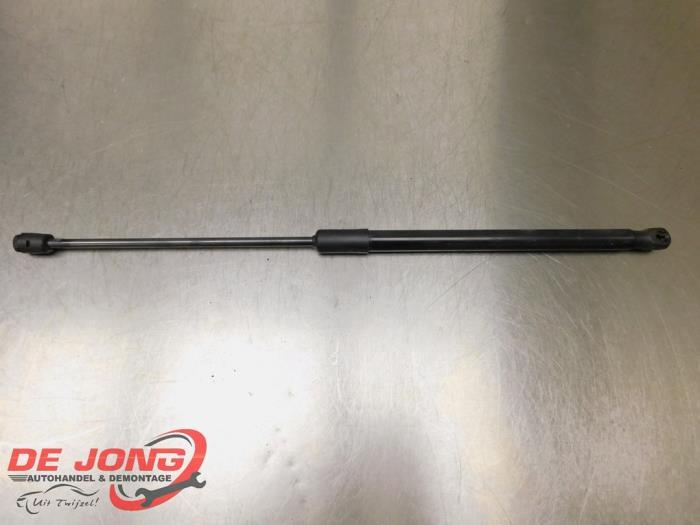 Amortisseur à gaz arrière droit d'un Volkswagen Polo, Volkswagen, -, 3 mois de garantie, Utilisé