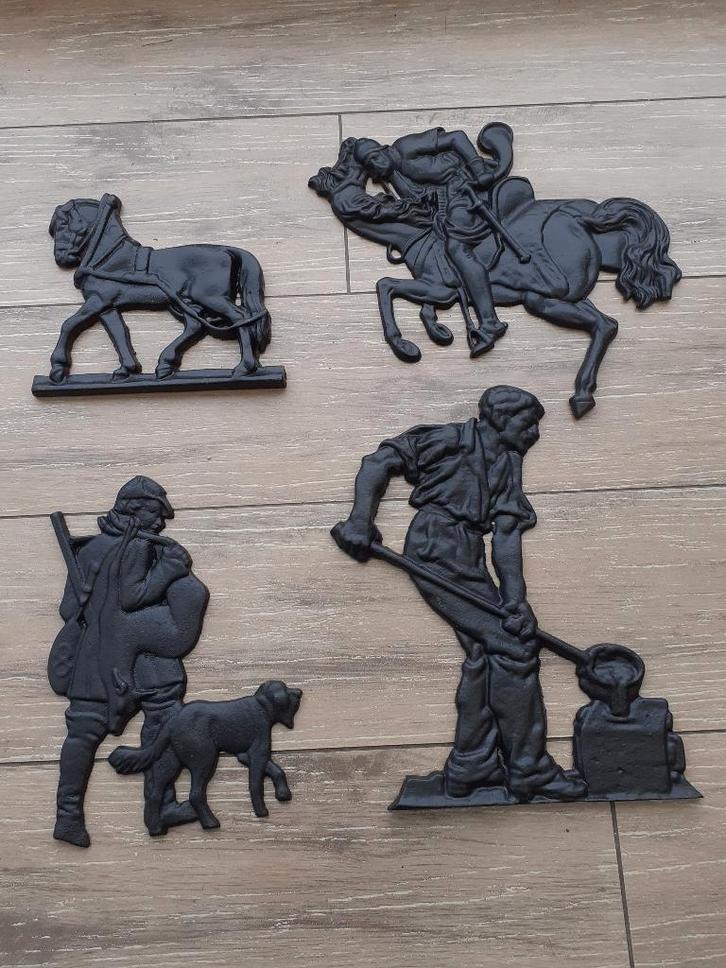 A vendre 4 frontons en fonte, Antiquités & Art, Curiosités & Brocante, Enlèvement