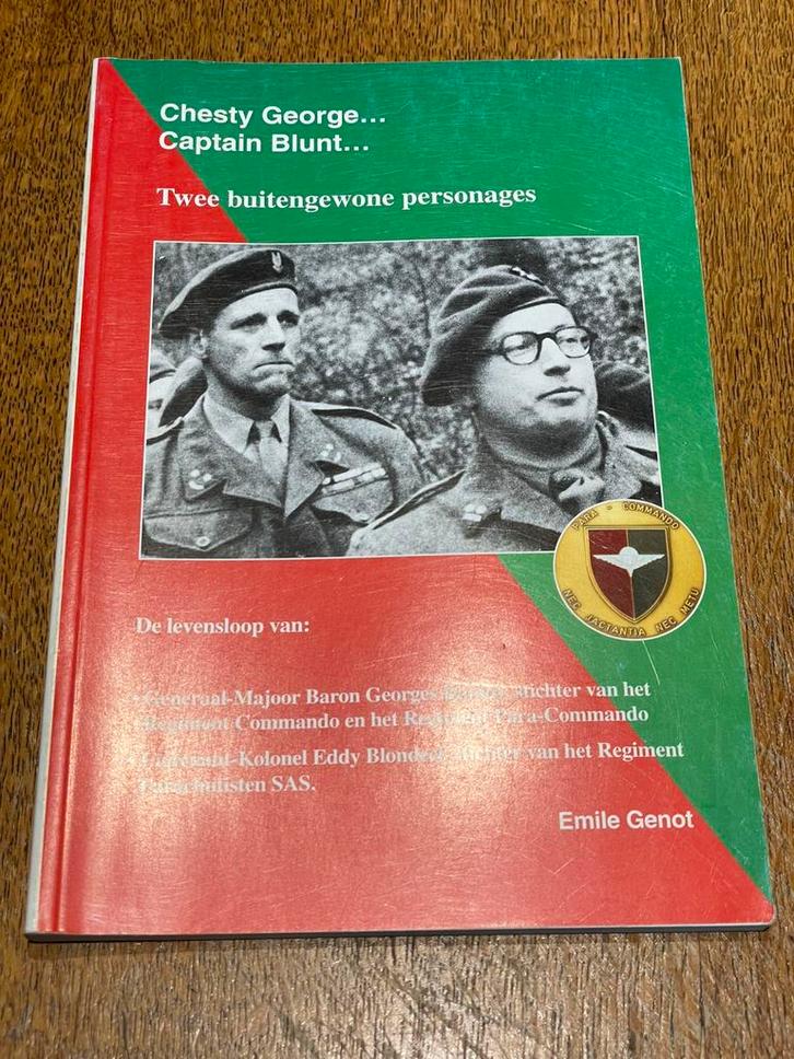 Para Boek Chesty George/Captain Blunt…, Verzamelen, Militaria | Algemeen, Landmacht, Boek of Tijdschrift, Ophalen of Verzenden