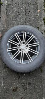 4 pneus hiver Lassa Snoways avec les jantes aluminium Enzo., Pneus hiver, Pneu(s), Enlèvement, Utilisé