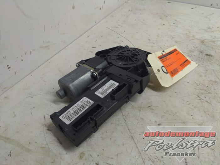 Moteur de vitre portière d'un Renault Megane, Autos : Pièces & Accessoires, Renault, -, 3 mois de garantie, Utilisé