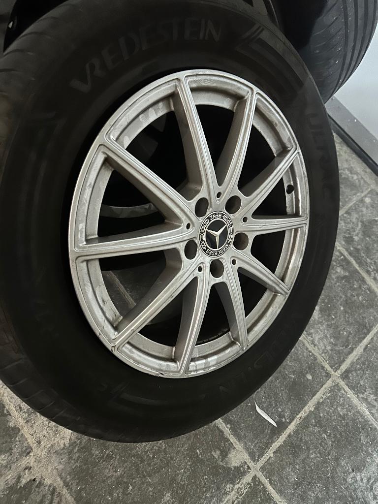 17 inch wielen 4stuks Mercedes Benz, Auto-onderdelen, Banden en Velgen, Ophalen, Gebruikt, 17 inch, Band(en)