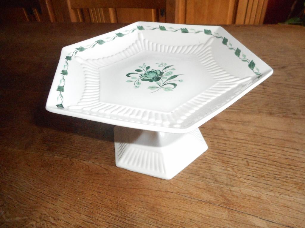 Plat en faïence, Enlèvement ou Envoi