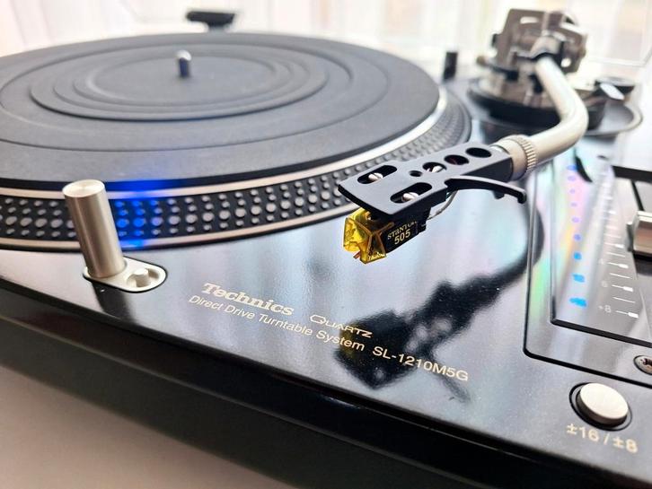 Technics SL1210M5G in topstaat !, TV, Hi-fi & Vidéo, Tourne-disques, Neuf, Tourne-disque, Technics, Réglage pitch, Enlèvement ou Envoi