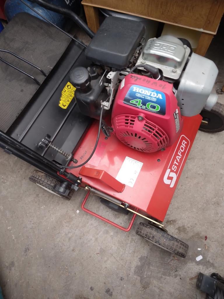 Benzine gras ventudeerder merk honda, Doe-het-zelf en Bouw, Ophalen