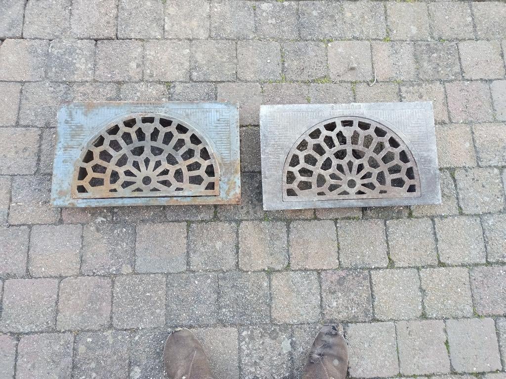 Kelder rooster, Enlèvement