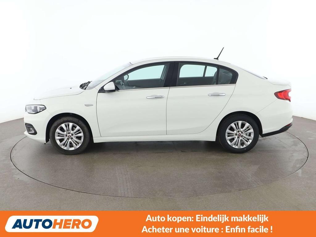 Fiat Tipo 1.6 Lounge (bj 2017, automaat), Auto's, 4 deurs, Stof, Beige, Parkeersensor